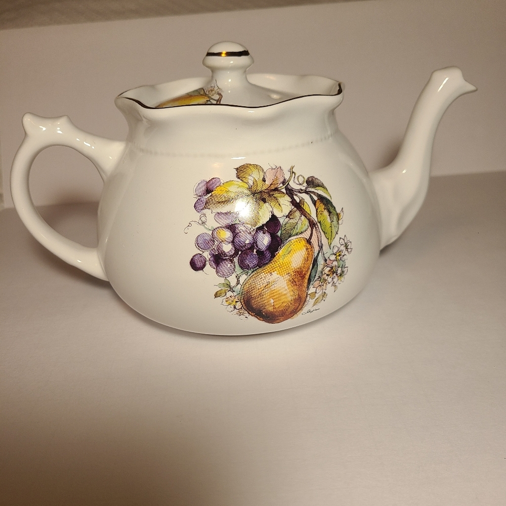 Arthur Wood and Sons TEA POT
